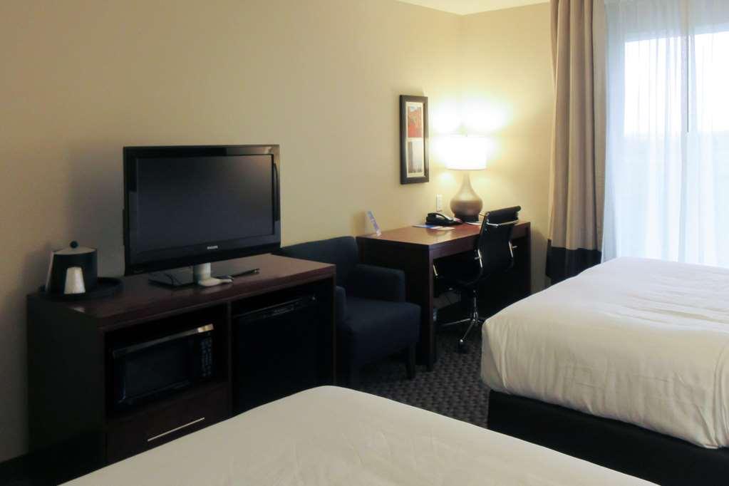 Comfort Inn & Suites Logan Near University Extérieur photo