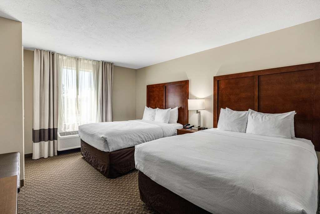 Comfort Inn & Suites Logan Near University Chambre photo