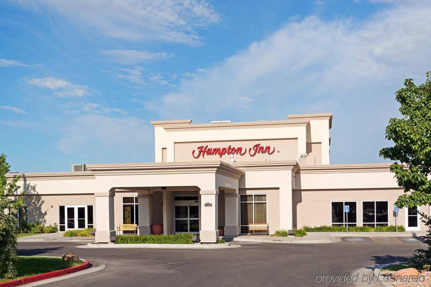 Comfort Inn & Suites Logan Near University Extérieur photo